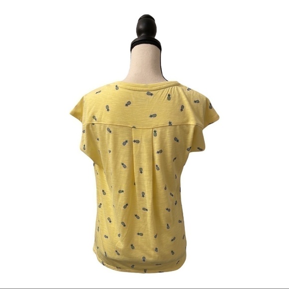 ♥️izod♥️ short sleeve top size (small) - Picture 2 of 7